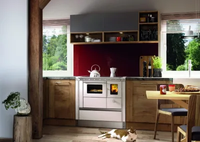 Lohberger Holzherde Rega Kuechenzeile